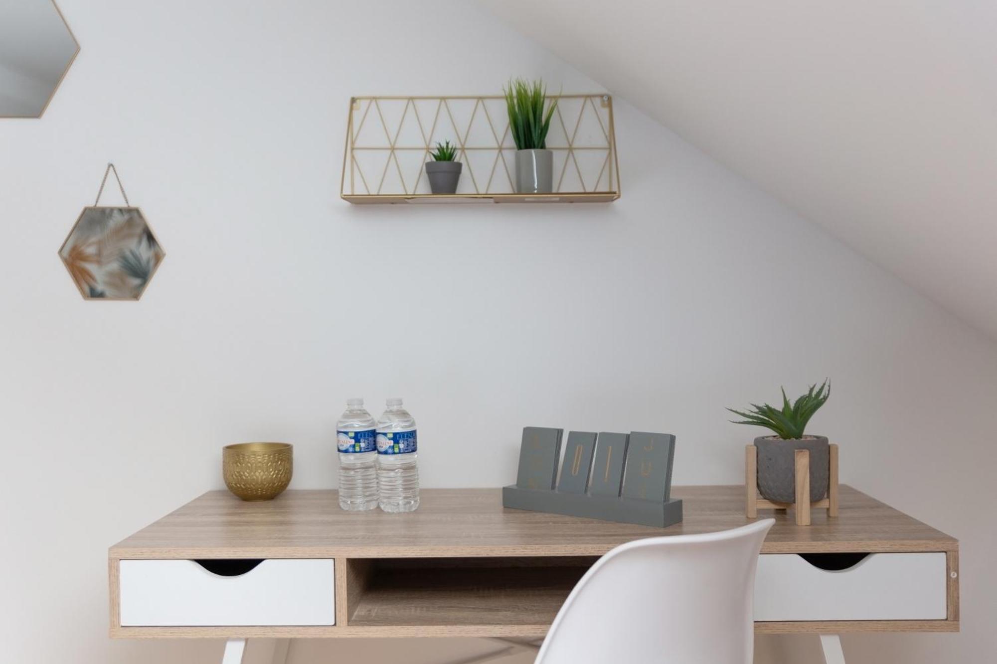 Maison 8 Personnes - Parking - Metro 7 Et Rer B A 6 Minutes La Courneuve Luaran gambar