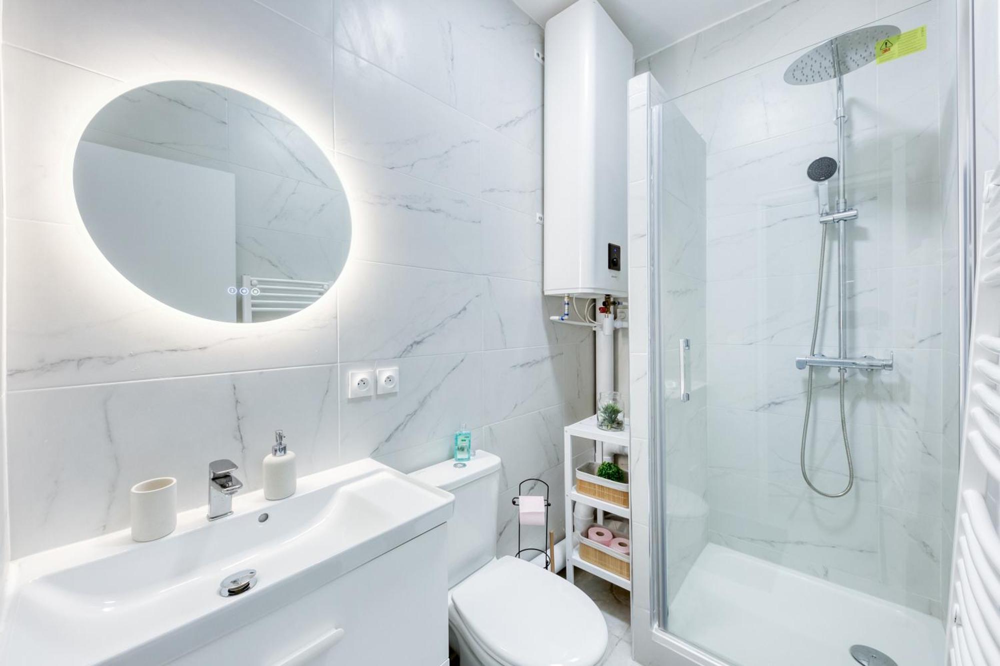 Maison 8 Personnes - Parking - Metro 7 Et Rer B A 6 Minutes La Courneuve Luaran gambar