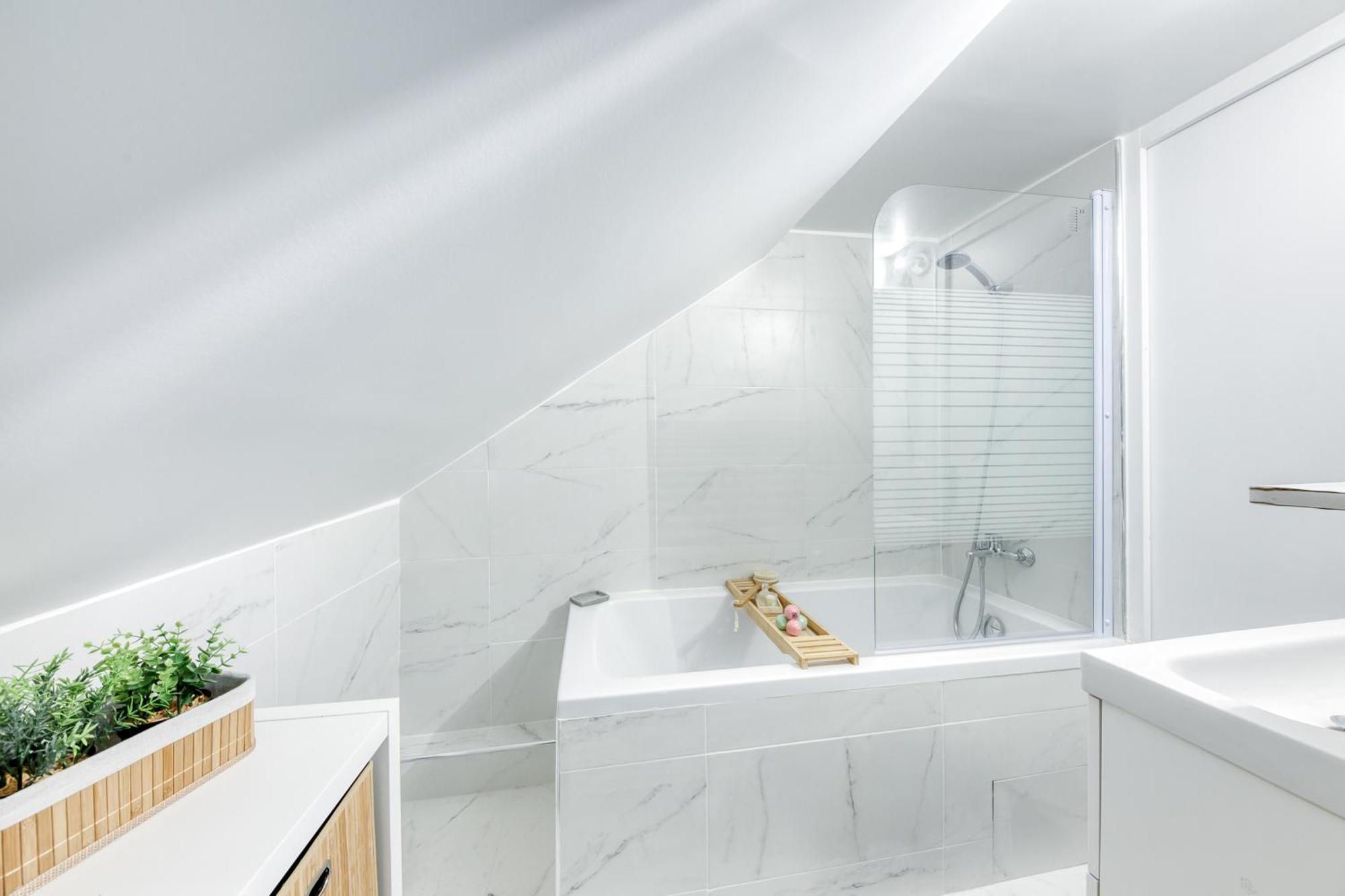 Maison 8 Personnes - Parking - Metro 7 Et Rer B A 6 Minutes La Courneuve Luaran gambar