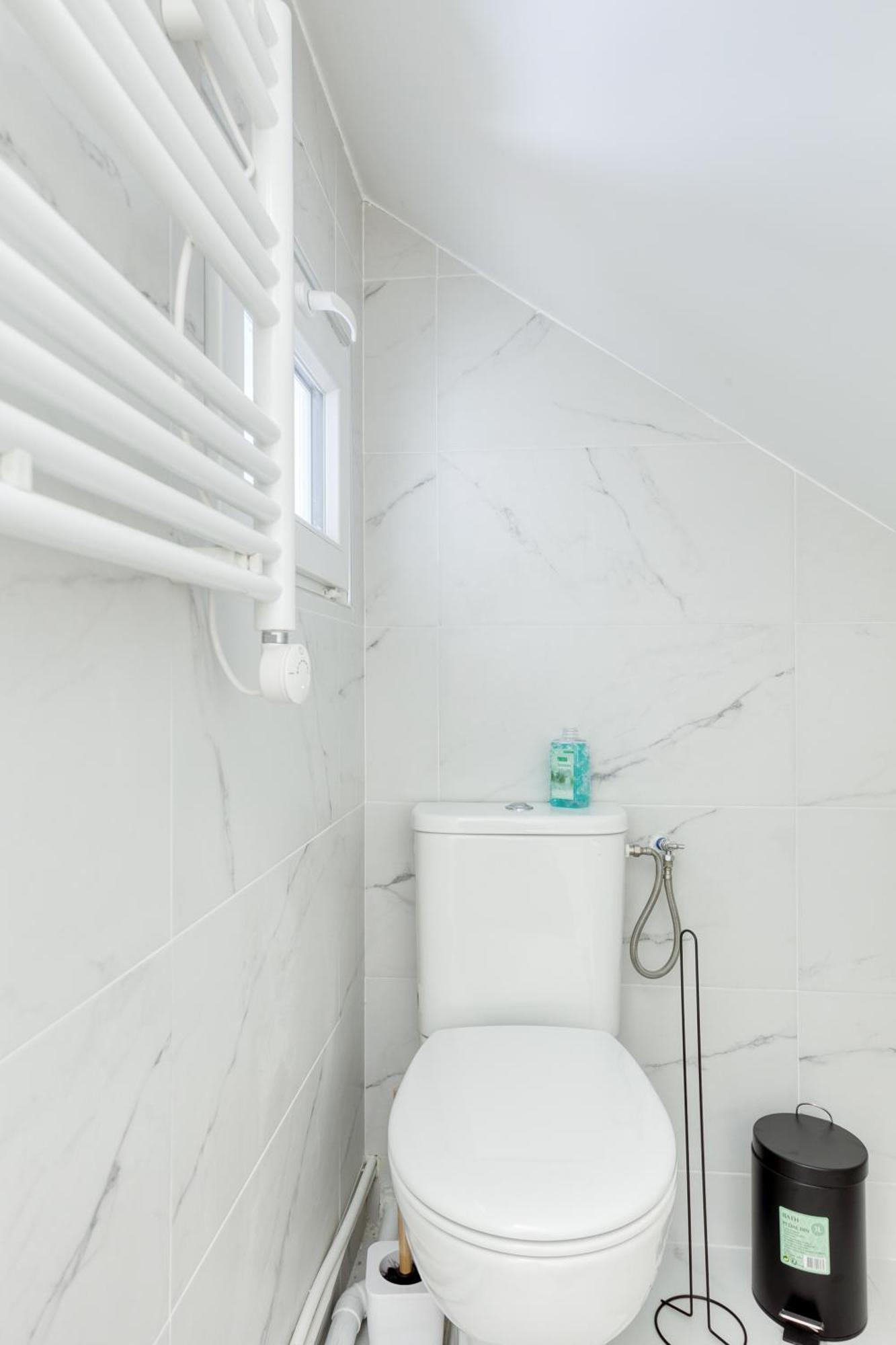 Maison 8 Personnes - Parking - Metro 7 Et Rer B A 6 Minutes La Courneuve Luaran gambar