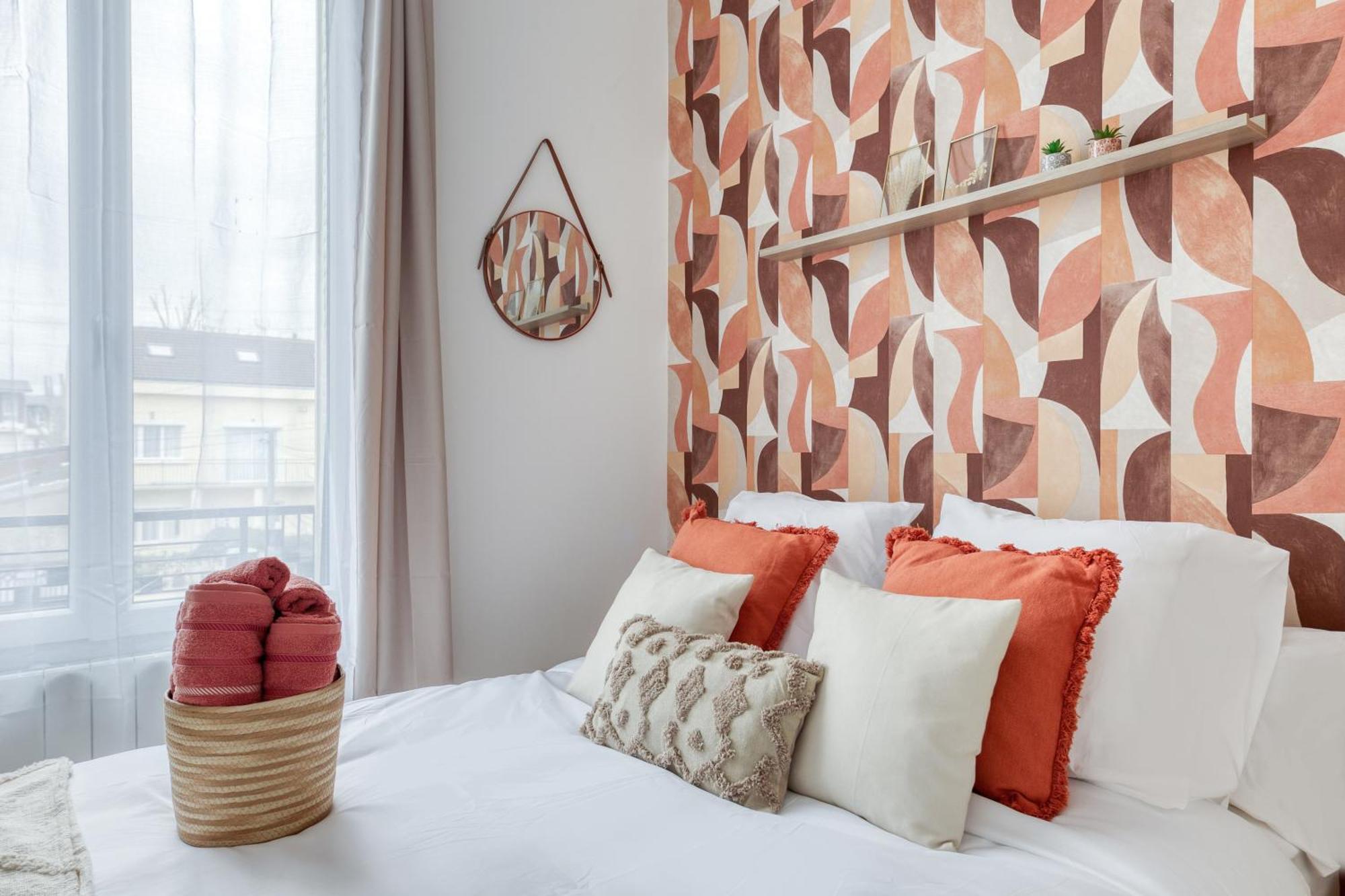 Maison 8 Personnes - Parking - Metro 7 Et Rer B A 6 Minutes La Courneuve Luaran gambar